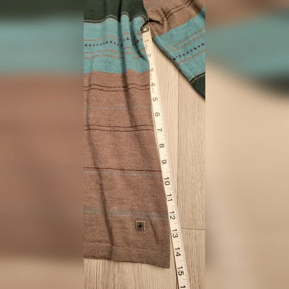 Smartwool Sulawesi Striped Merino Wool Blend Long Sleeve V-Neck Top, Women Small - Picture 8 of 13